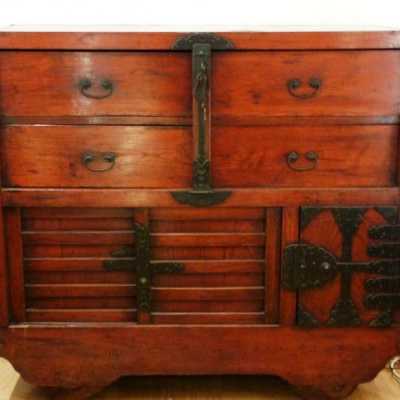 Commode Kuruma Dansu de la période Edo – Japon