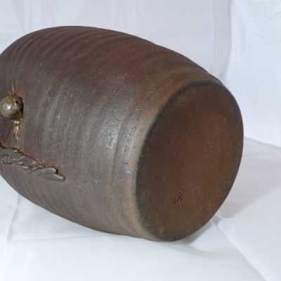 Vase en grès de Bizen motifs poulpes - Japon