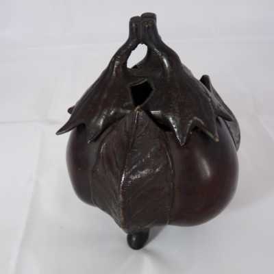 Brûle encens aubergine en bronze – Japon