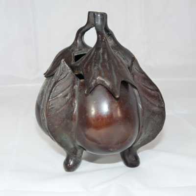 Brûle encens aubergine en bronze – Japon