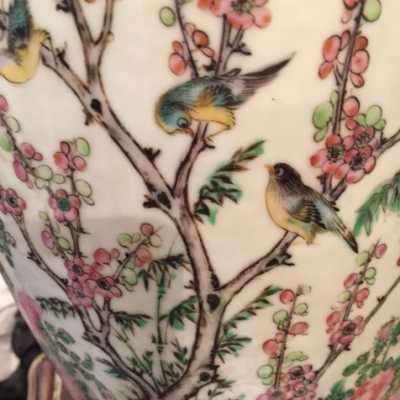 Potiches en porcelaine de CHINE CANTON XIXème siècle