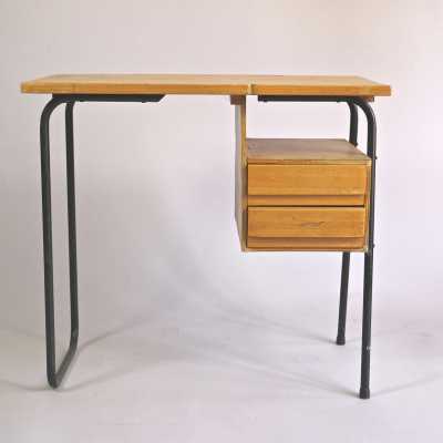 Bureau d’enfant