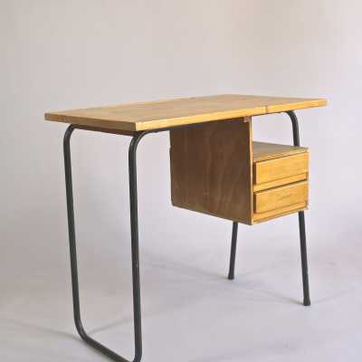 Bureau d’enfant