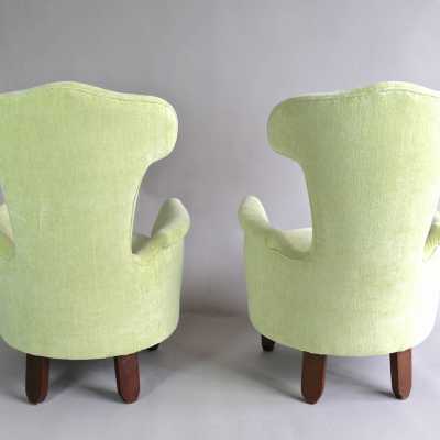 Paire de petits fauteuils italiens