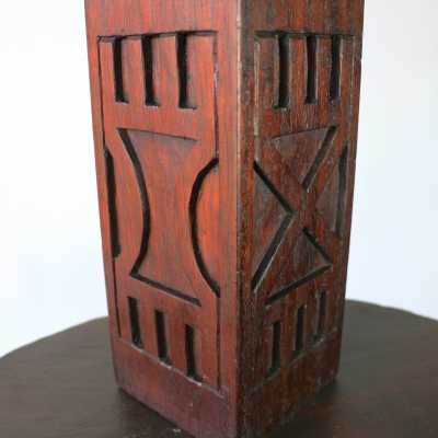 Lampe africaine en bois