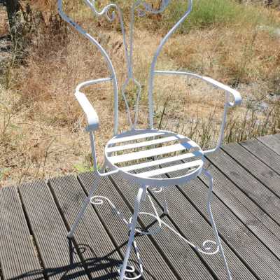 Six fauteuils de jardin