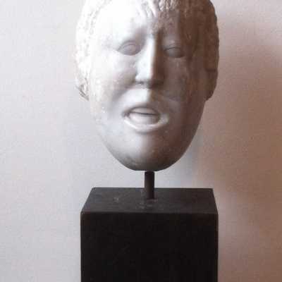 Buste en marbre, XXème siècle