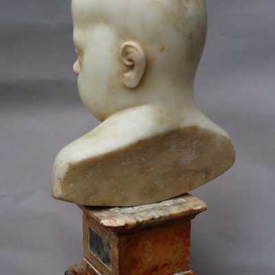 Buste d'Enfant En Marbre Blanc Veiné, Italie, 16ème Siècle