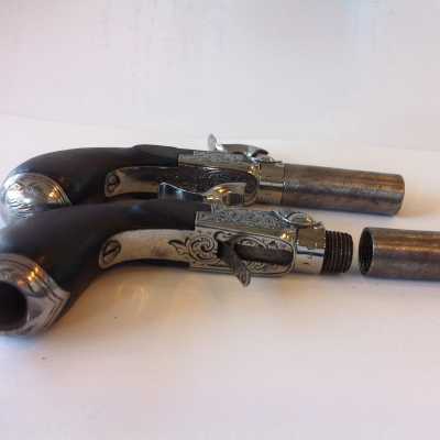 Paire de pistolets à percussion
