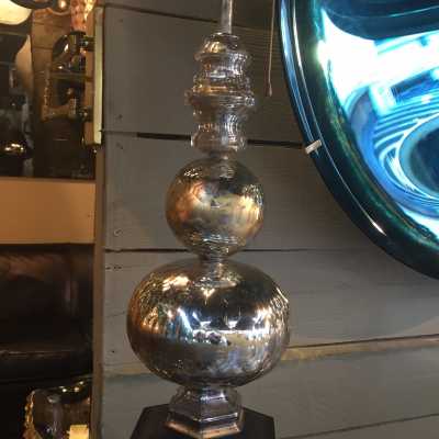 Lampe en verre taillé, vers 1940