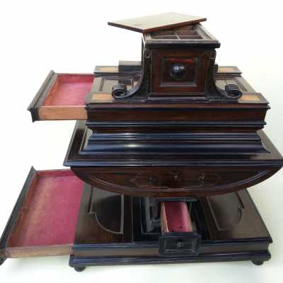 Coffret cabinet à nombreux secrets, XVIIe