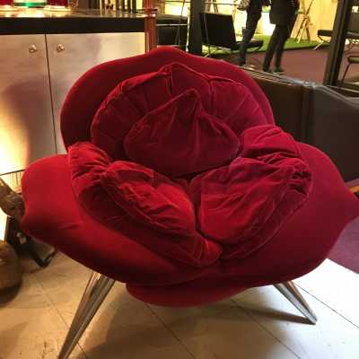 "Rose" armchair by Masanori Umeda