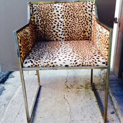 Paire de fauteuils en laiton nickelé circa 1960