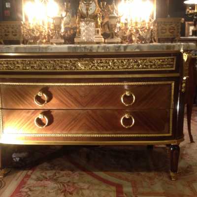 Commode 1900 style Louis XVI