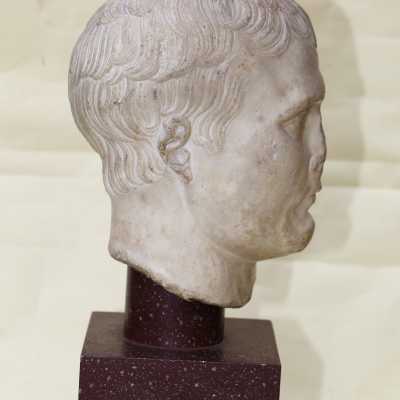 Ecole Italienne du XIX ème "Napoléon en empereur romain"