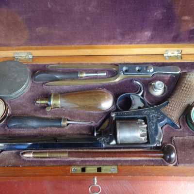 Coffret de revolver Adams à percussion, vers 1851