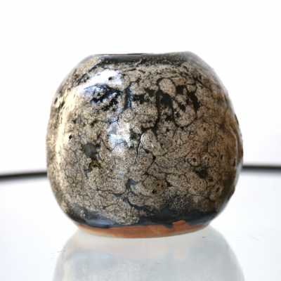 Petit vase en céramique, XXème siècle