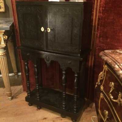 Cabinet XVII  1680
