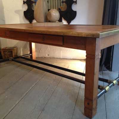 Table début XXème siècle