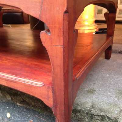 Grande table basse circa 1900