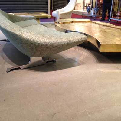 Table basse d'Armand Jonckers en lation gravé -1979