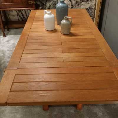 Table de Guilerme et Chambron, XXème siècle