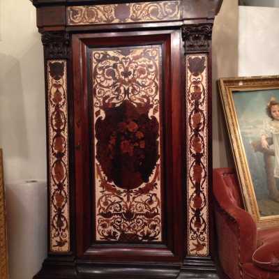Paire de cabinets-armoires fin XVIIIème siècle
