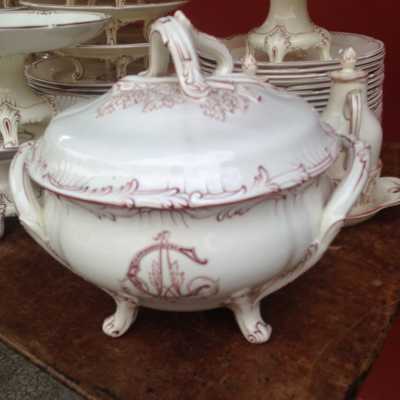 Service de table en faïence, XIXème siècle
