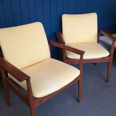 Paire de fauteuils Finn Juhl, modèle « Diplomate » circa 1961