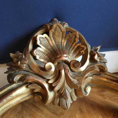 CONSOLE en Bois doré