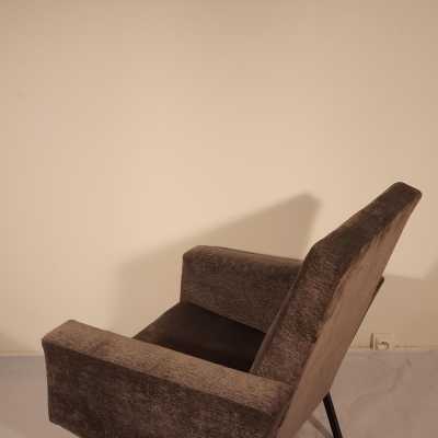 Paire de Fauteuils circa 60