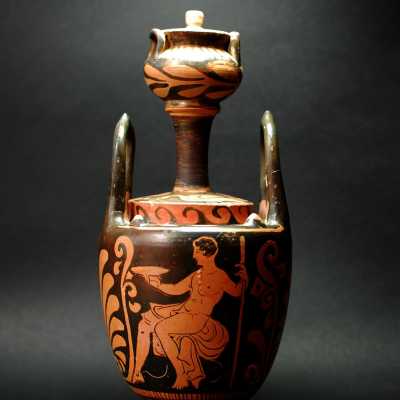Rare lébès gamikos complet, art grec, Italie du Sud, IVème siècle av. J-C.