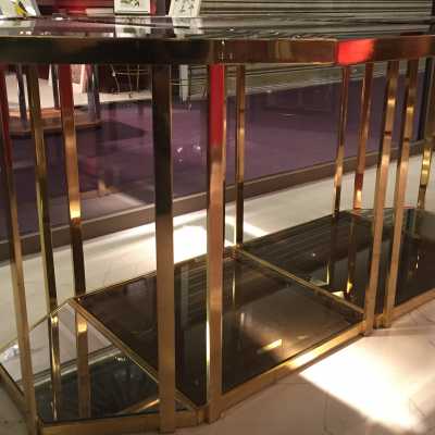 table dans le goût de Gabriella Crespi Italie ca 70