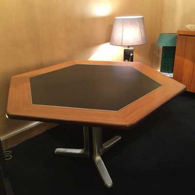 Warren Platner design